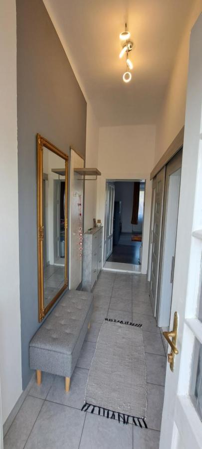 Napraforgo Apartman Szeged Exterior foto